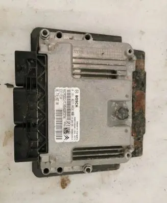 Citroen Berlingo Engine control unit/module 9666729580 9677006780 0281017863