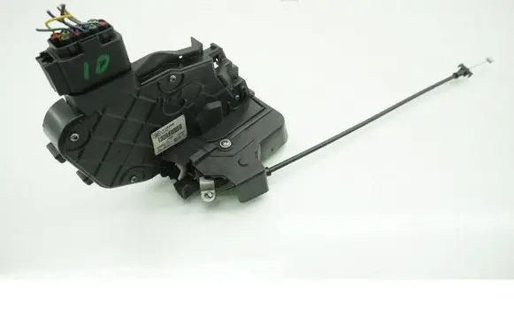 Volvo XC70 Front door lock 31253665
