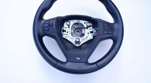 BMW X3 F25 Steering wheel