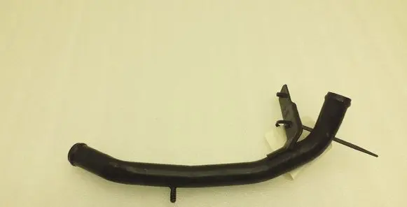 Volkswagen PASSAT B7 Engine coolant pipe/hose 03L122157R