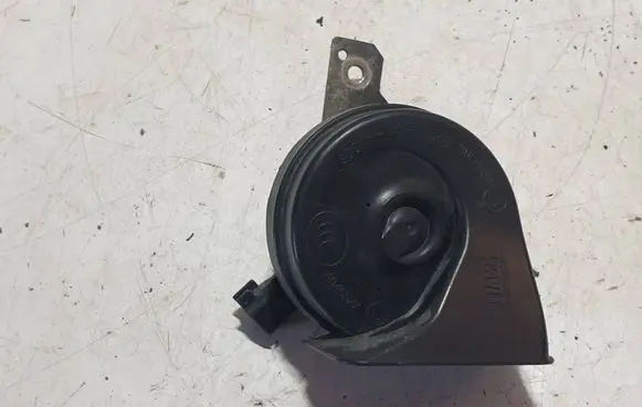 Volvo S80 Horn signal 9069900 A026522