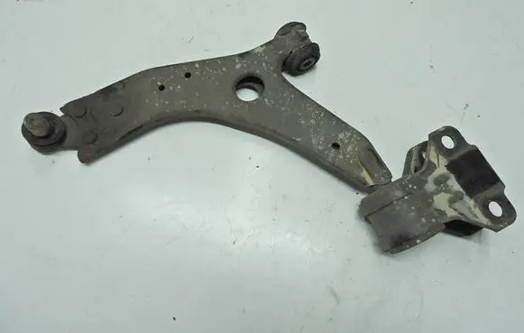 Volvo V40 Front control arm