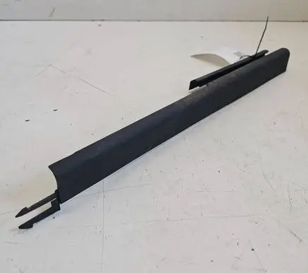 Audi Q7 4L Front driver seat rail trim 7L0881479