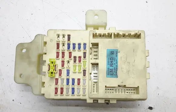 Hyundai ix35 Fuse module 919502s511