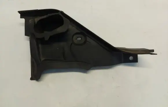 BMW 2 Active Tourer U06 Wiper trim 8737157