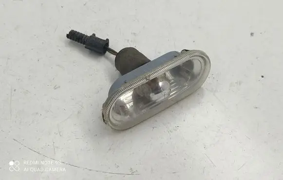 Seat Alhambra (Mk1) Front fender indicator light