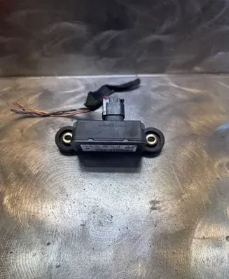 Mercedes-Benz ML W164 ESP acceleration yaw rate sensor A0055422018