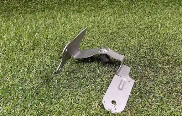Bentley Flying Spur Intercooler pipe mounting bracket 4W0260447B