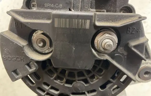 Renault Megane III Generator/alternator 0124425093 231008578R
