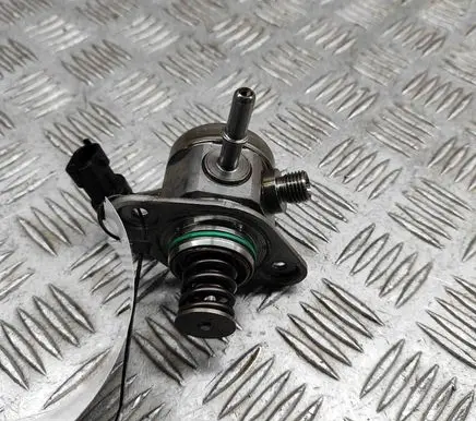 Volvo XC40 Mechanical fuel pump 0261520456 31405318