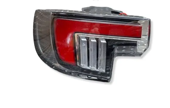 Opel Mokka B Rear/tail lights S27635071 9833721880