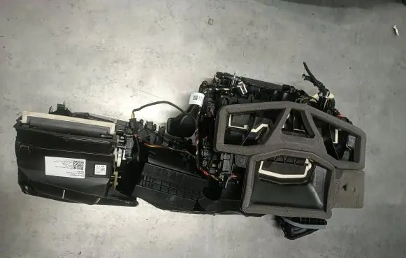 BMW M8 F93 Gran Coupe Interior heater climate box assembly 6997030