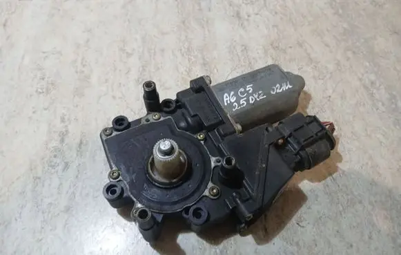 Audi A6 S6 C5 4B Rear door window regulator motor 101144114