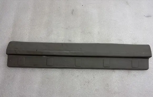 Nissan X-Trail T30 Front sill trim cover 769528H300 H6115452200