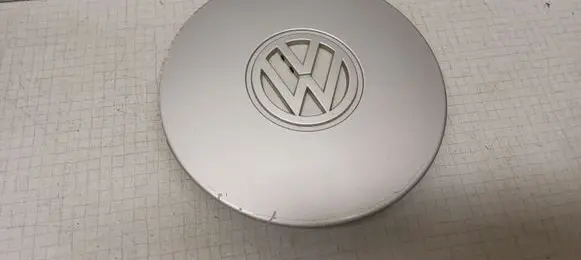 Volkswagen Golf III Original wheel cap 1H0601149H