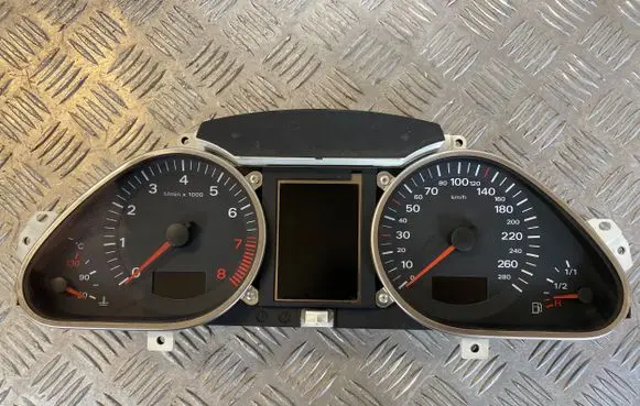 Audi A6 S6 C6 4F Speedometer (instrument cluster) 4F0920931T 4F0910930C 503000734101