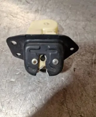 Renault Koleos I Tailgate/trunk/boot lock/catch/latch