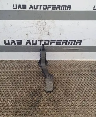 Volkswagen Tiguan Accelerator throttle pedal 5Q2723503D 6PV01062105