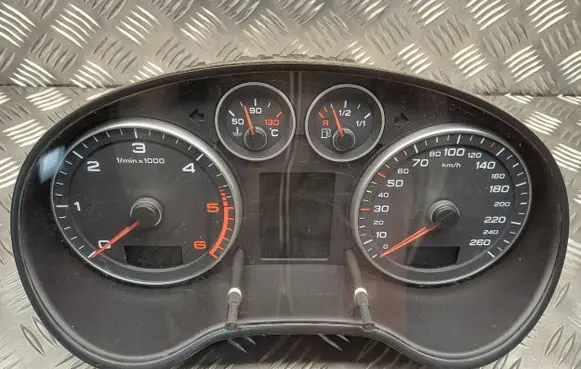 Audi A3 S3 A3 Sportback 8P Speedometer (instrument cluster) A2C53321011 81071521