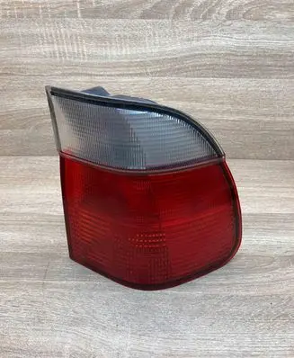 BMW 5 E39 Tailgate rear/tail lights BMWE39SERIESLEFT