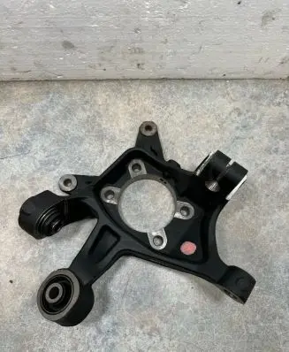 Subaru Forester SH Rear wheel hub spindle/knuckle 28411FG031 100914