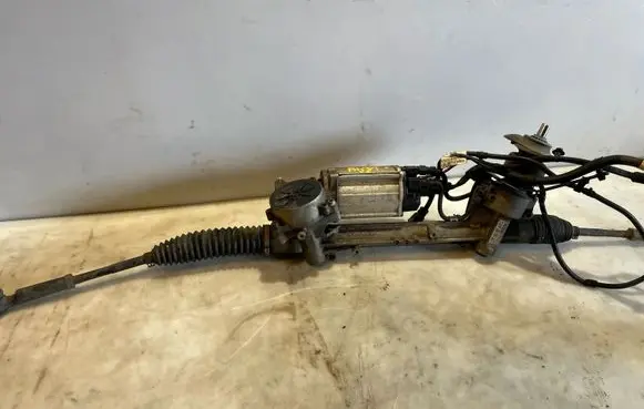 Opel Astra J Steering rack 7817974101