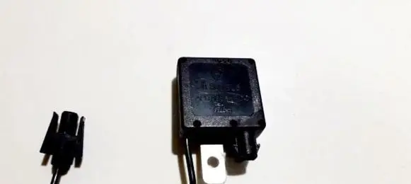 BMW X5 E53 Antenna control unit 8380945