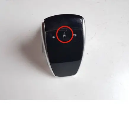 Mercedes-Benz C W205 Head unit multimedia control A2059008018