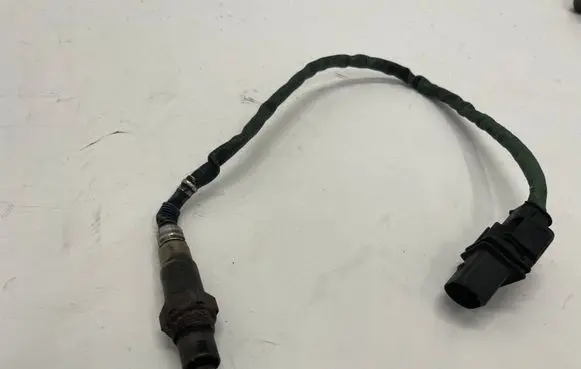 Mercedes-Benz R W251 Lambda probe sensor A0035427018