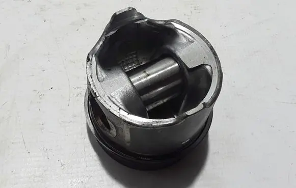 Renault Scenic II - Grand scenic II Piston with connecting rod 7701474884