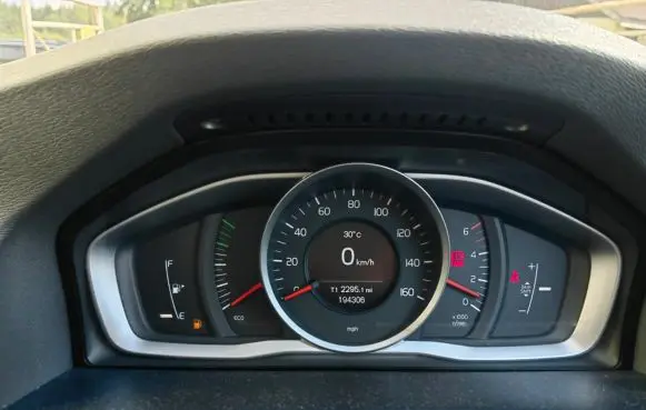 Volvo V60 Speedometer (instrument cluster) 31412869 36011348