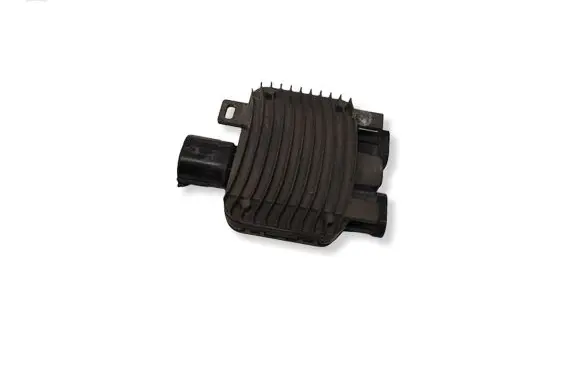 Volvo V70 Coolant fan relay 940011200