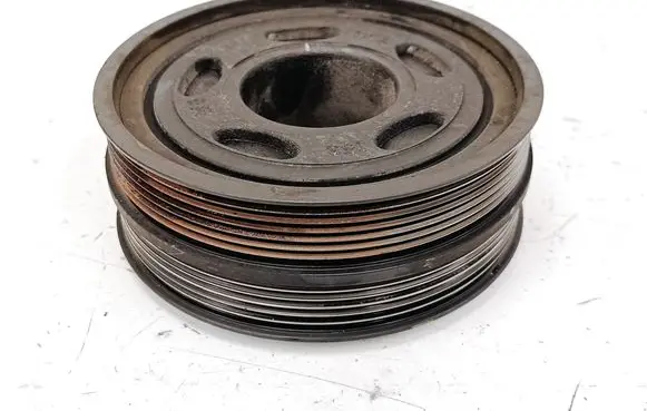 Audi Q7 4L Crankshaft pulley 06E105251E