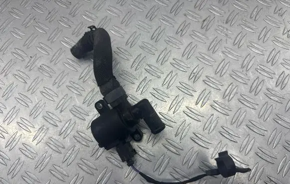 Volkswagen PASSAT B8 Electric auxiliary coolant/water pump 5Q0906457K