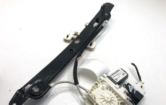 Seat Altea Rear door window regulator with motor 5P0839462A