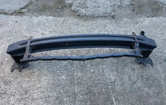 Skoda Octavia Mk2 (1Z) Front bumper cross member