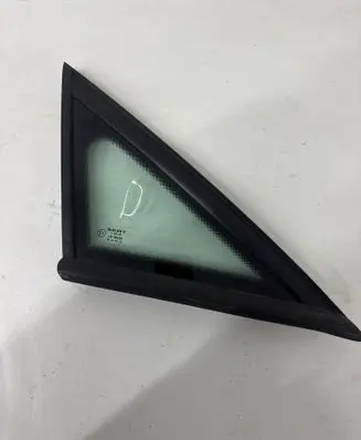 Seat Altea Front triangle window/glass 43R000469 DOT497M31AS2