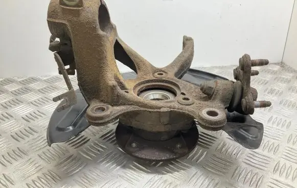 Audi A3 S3 8V Front wheel hub 5Q0256Q WHT003860