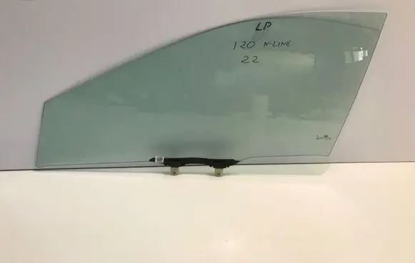 Hyundai i20 (BC3 BI3) Front door window glass four-door 82412C8000