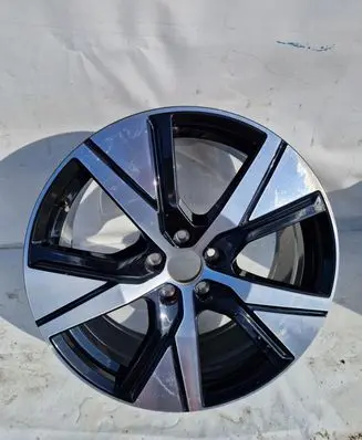 Volvo XC40 R19 alloy rim 32134537
