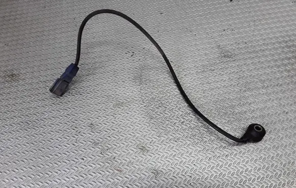 Audi A4 S4 B6 8E 8H Detonation knock sensor 06C905377
