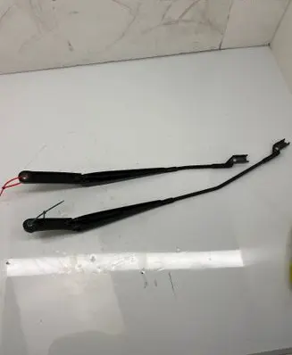 Mercedes-Benz E C207 W207 Front wiper blade arm 97036203
