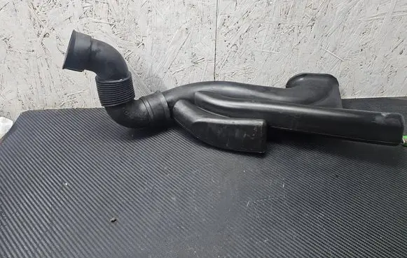 Opel Meriva A Air intake duct part 9129706 FT0023935