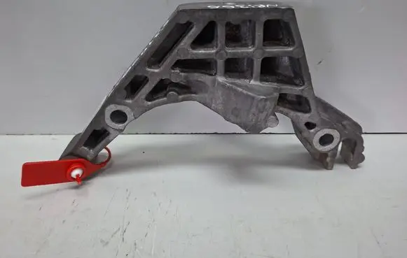 Fiat Panda III Gearbox mounting bracket S27612366 521090280