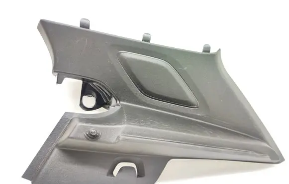 Volvo XC40 (C) pillar trim 32244155 32244157
