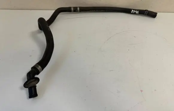 Mercedes-Benz E W211 Engine coolant pipe/hose A2118301296