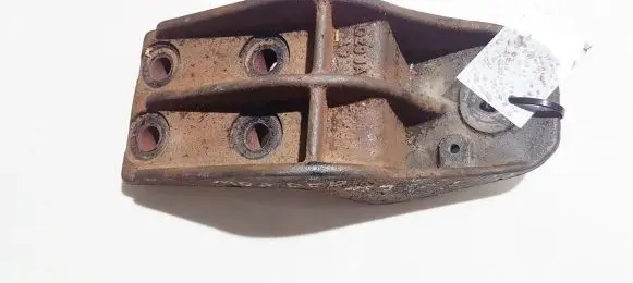 Ford Mondeo Mk III Engine mounting bracket 97bb6p096bc d29ja
