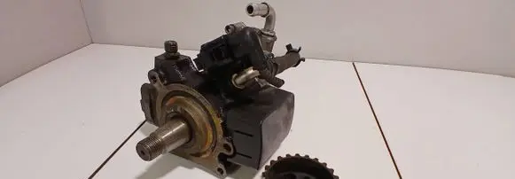 Seat Toledo IV (NH) Fuel injection high pressure pump V220K9S07 03L130755E 140412104331