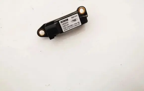 Ford Focus Airbag deployment crash/impact sensor 98ag14b342ad 98ag-14b342-ad
