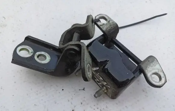 Rear door hinge set